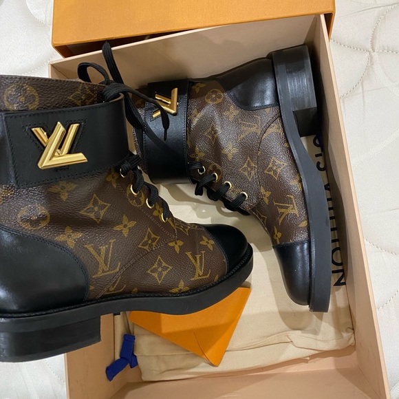 Louis Vuitton Boots Wonderland Flat Ranger - Picture 6 of 8